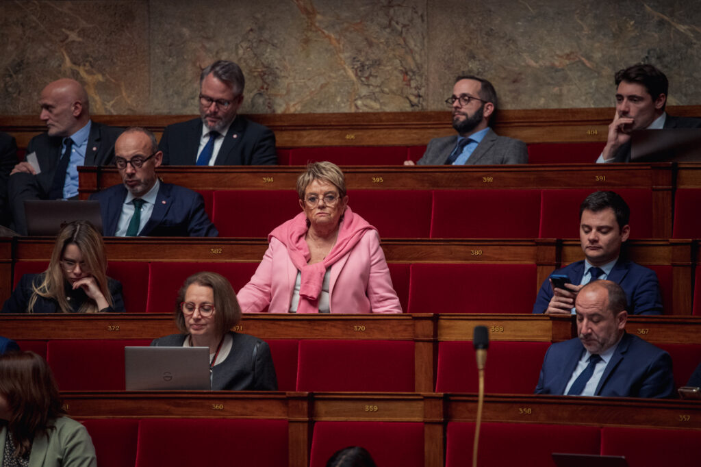 Monique Iborra, député du groupe Renaissance, siège à l'Assemblée Nationale le 22 novembre 2022