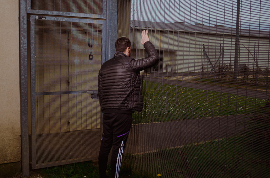 Je rêve de m’envoler, comme un oiseau cage.